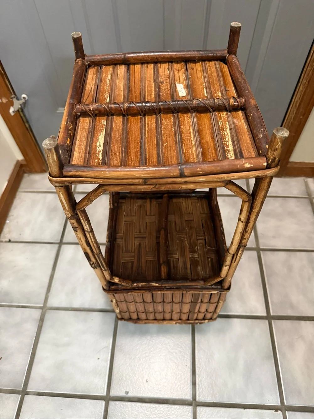Vintage 1970’s Bamboo Split Reed Tall Planter Stand in Warm Brown